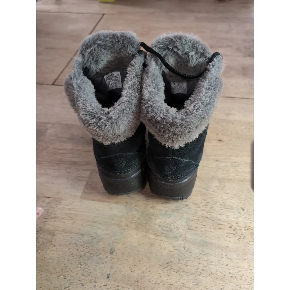 Columbia Sierra Summette Shorty Winter Boots Womens Size 6.5 Black 200 Grams